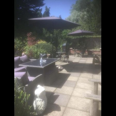 The Bridge Guest House Coltishall Exteriör bild