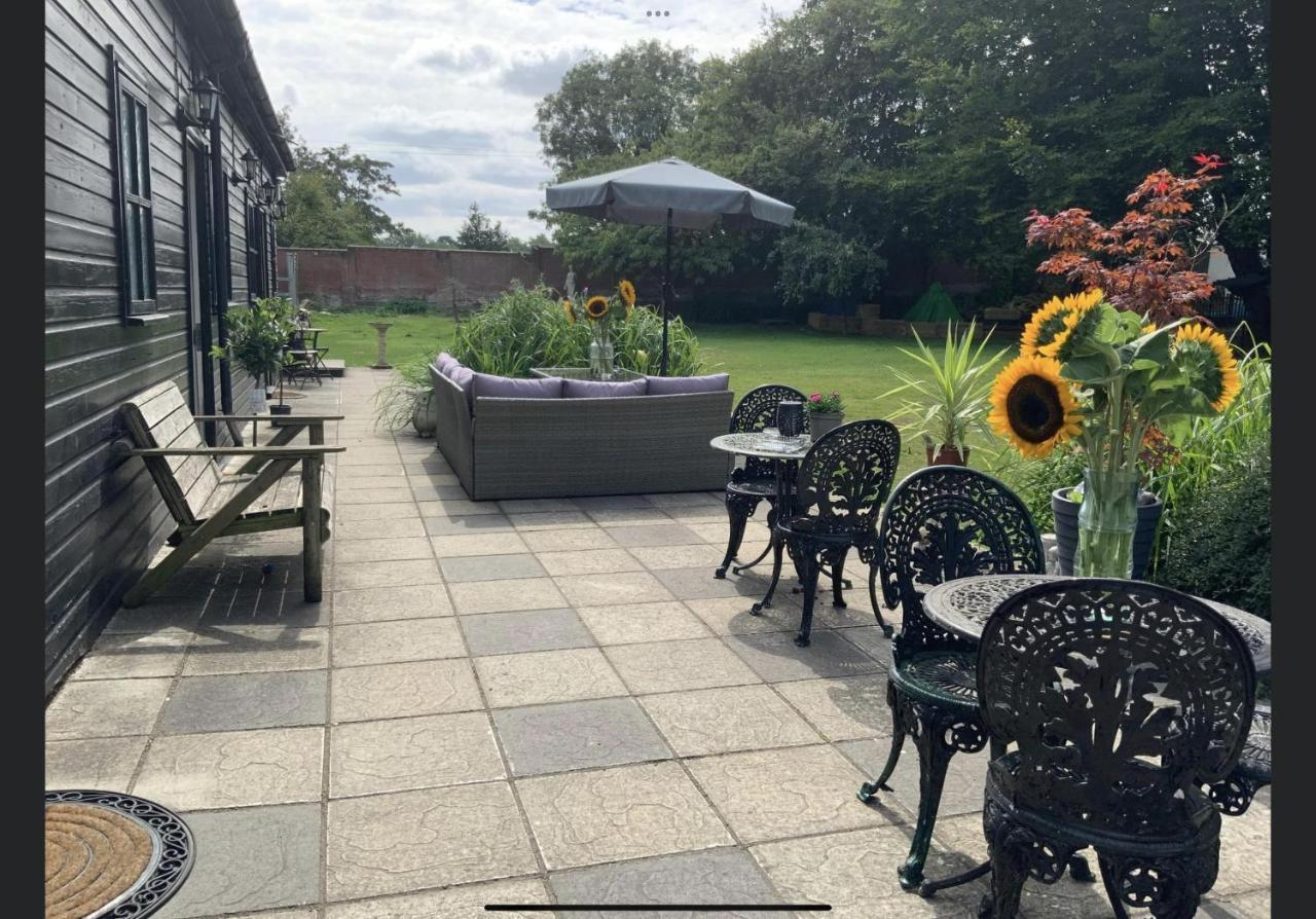 The Bridge Guest House Coltishall Exteriör bild